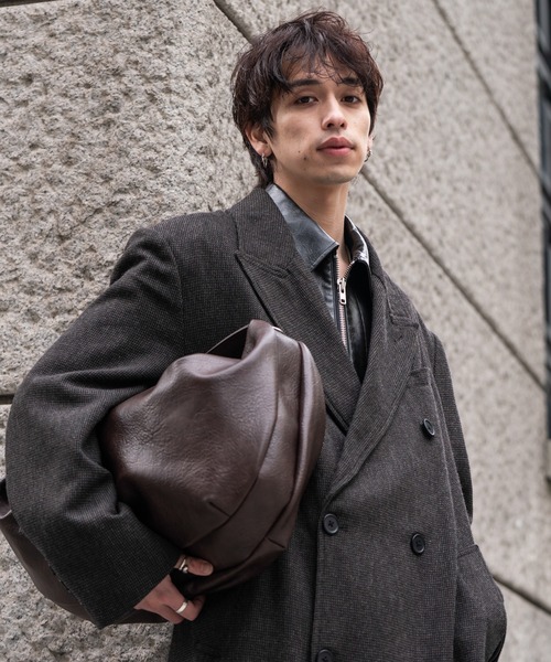 SINSS(シンス)の「Curve shoulder bag / カーブショルダーバッグ(ショルダーバッグ・メンズ・ブラウン/ブラック・FREE)」の20枚目の写真