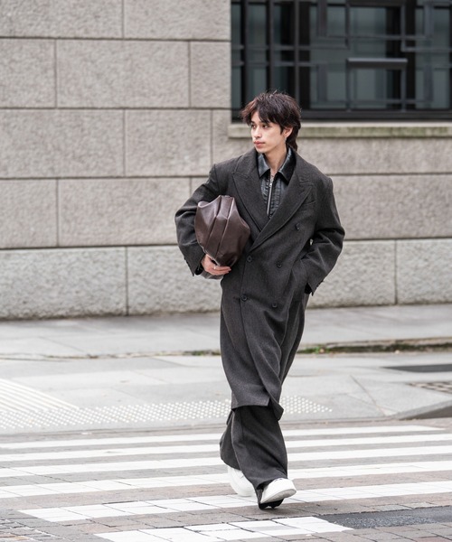 SINSS（シンス）の「Curve shoulder bag / カーブショルダーバッグ