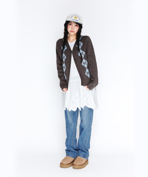 AMESWORLDWIDE（アメスワールドワイド）の「CROP V NECK ARGYLE CARDIGAN CHARCOAL（カーディガン/ボレロ・レディース・その他・FREE）」の6枚目の写真