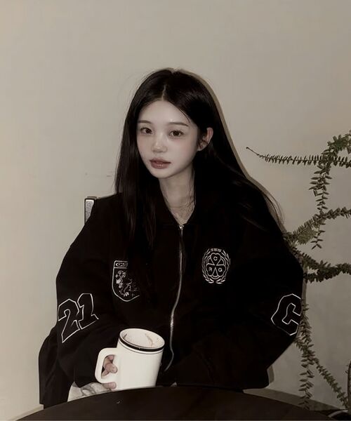 CRIGUN(クリガン)の「CLUB JERSEY ZIP-UP HOODIE BLACK(パーカー・レディース・ブラック・WS/MEDIUM/LARGE/X-LARGE)」の15枚目の写真