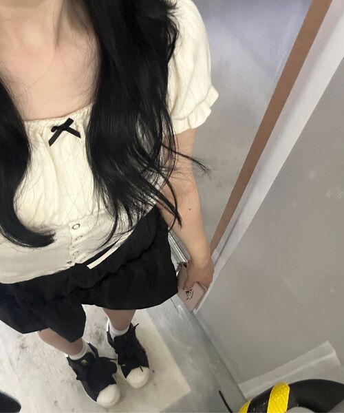ROSEFRANTZ（ロゼフランツ）の「Puff Shirring Ribbon T-shirt [Cream]（Tシャツ/カットソー・レディース・その他・FREE）」の4枚目の写真