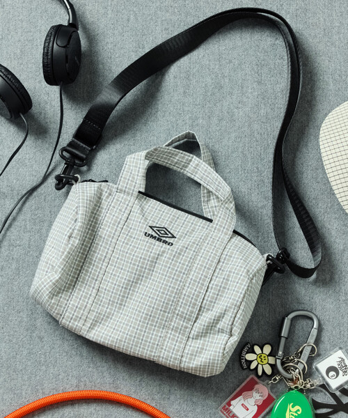 UMBRO(アンブロ)の「UMBRO/アンブロ SP BOSTON MINI BAG/別注 チェック&ストライプ ミニボストンバッグ(ショルダーバッグ・メンズ・ホワイト/ブラック/ネイビー/ブルー/グリーン・ONE SIZE)」の19枚目の写真