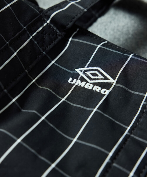 UMBRO(アンブロ)の「UMBRO/アンブロ SP BOSTON MINI BAG/別注 チェック&ストライプ ミニボストンバッグ(ショルダーバッグ・メンズ・ホワイト/ブラック/ネイビー/ブルー/グリーン・ONE SIZE)」の14枚目の写真