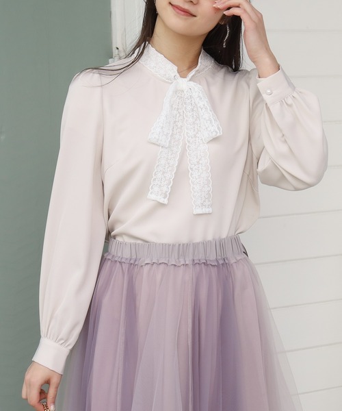 ASTORIA ODIER（アストリアオディール）の「レースリボンタイブラウス（シャツ/ブラウス・レディース・ピンクベージュ/ミント/ホワイト/グレイッシュブルー・MEDIUM）」の4枚目の写真