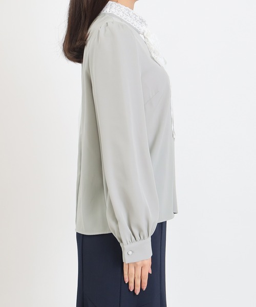 ASTORIA ODIER（アストリアオディール）の「レースリボンタイブラウス（シャツ/ブラウス・レディース・ピンクベージュ/ミント/ホワイト/グレイッシュブルー・MEDIUM）」の11枚目の写真