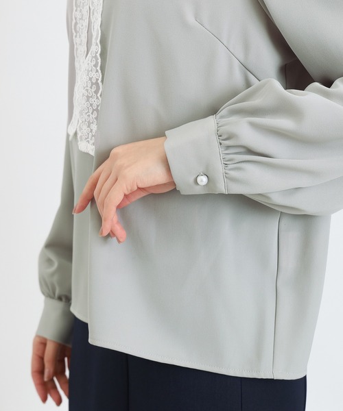 ASTORIA ODIER（アストリアオディール）の「レースリボンタイブラウス（シャツ/ブラウス・レディース・ピンクベージュ/ミント/ホワイト/グレイッシュブルー・MEDIUM）」の14枚目の写真