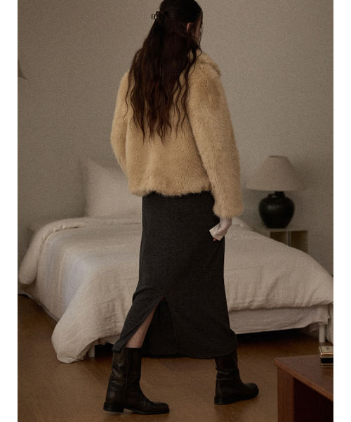 BEMUSE MANSION(ビミューズマンション)の「Alpaca faux fur jacket - Beige(ムートンコート・レディース・Beige・FREE)」の2枚目の写真