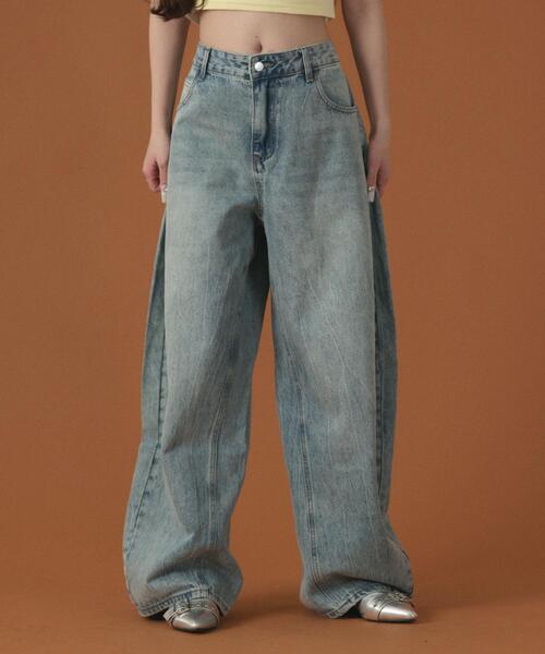 dispark（ディスパーク）の「DISPARK/【26年春夏新作】ラインストーンbackロゴデニム（デニムパンツ・レディース・ブラック/ライトインディゴブルー・SMALL/MEDIUM）」の2枚目の写真