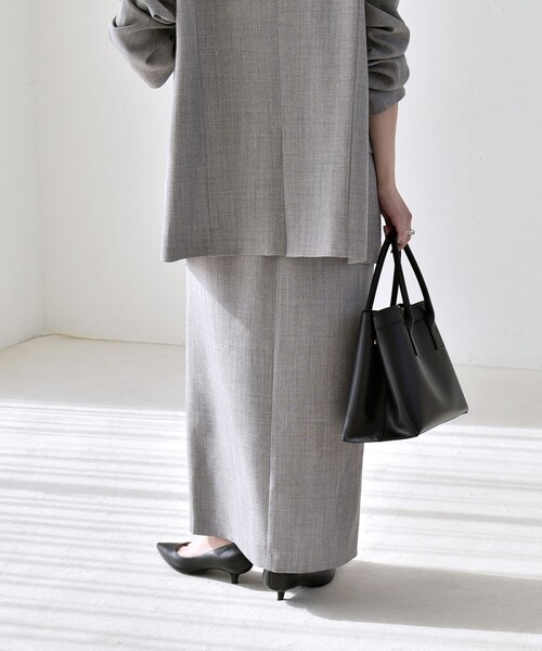 quaranciel(カランシエル)の「quaranciel:〈手洗い可能〉ウーステッド Iライン スリット スカート(セットアップ対応)(スカート・レディース・グレー/ブラック・38/36)」の16枚目の写真