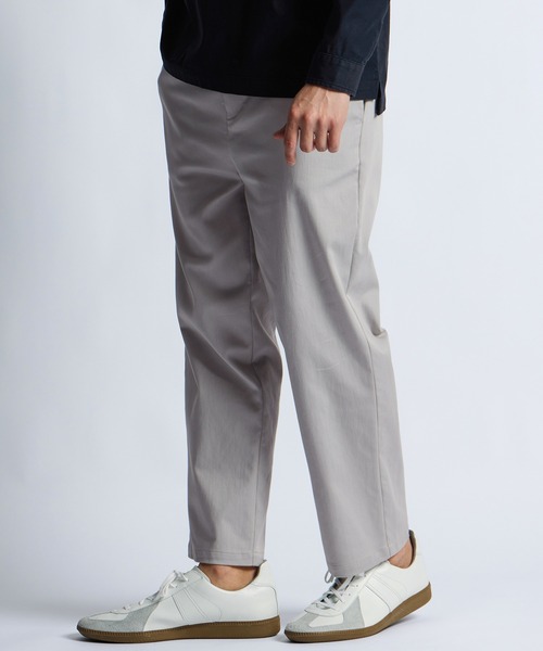 LANVIN en Bleu(ランバンオンブルー)の「超伸縮「ガムストレッチ」接触冷感 アンクルパンツ(チノパンツ・メンズ・ネイビー/ブラック/ホワイト/ライトグレー・50/48/46/52)」の4枚目の写真