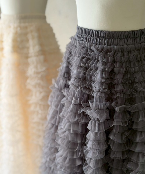 LADYM(ラディム)の「【LADYM】Whip Tulle Skirt(スカート・レディース・グレー/アイボリー・FREE)」の3枚目の写真