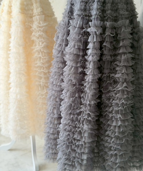 LADYM(ラディム)の「【LADYM】Whip Tulle Skirt(スカート・レディース・グレー/アイボリー・FREE)」の9枚目の写真