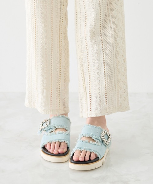 coca(ANDEX shoes product)(コカ)の「厚底 デニム ビジューバックル サンダル(サンダル・レディース・ブルー/ブラック・MEDIUM/LARGE/SMALL)」の5枚目の写真