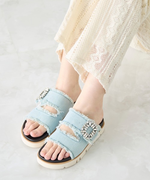 coca(ANDEX shoes product)(コカ)の「厚底 デニム ビジューバックル サンダル(サンダル・レディース・ブルー/ブラック・MEDIUM/LARGE/SMALL)」の14枚目の写真