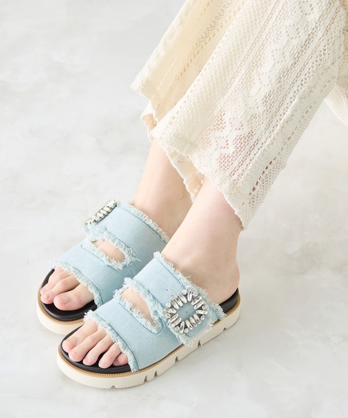coca(ANDEX shoes product)(コカ)の「厚底 デニム ビジューバックル サンダル(サンダル・レディース・ブルー/ブラック・MEDIUM/LARGE/SMALL)」の16枚目の写真