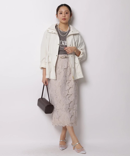 JUSGLITTY（ジャスグリッティー）の「ベルト付レースタイトスカート（スカート・レディース・ピンクベージュ/ネイビー/ホワイト・2/1/0）」の10枚目の写真