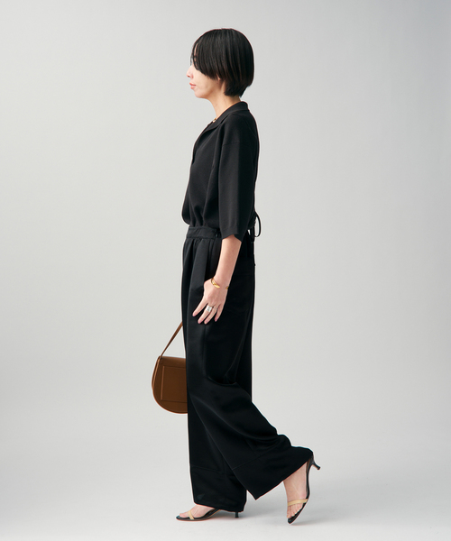 VERMEIL par iena（ヴェルメイユパーイエナ）の「サテンサスペンダーパンツ（その他パンツ・レディース・ブラック/アイボリー・38/36/40）」の4枚目の写真