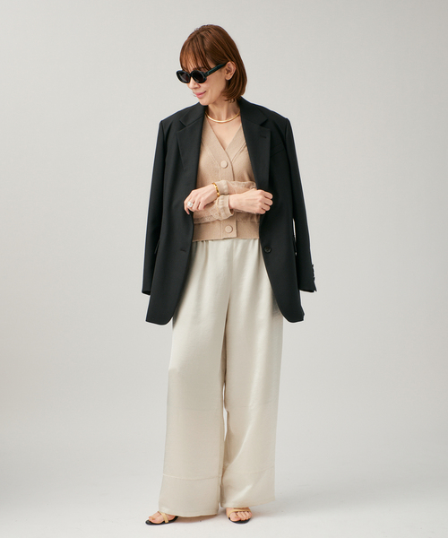 VERMEIL par iena（ヴェルメイユパーイエナ）の「サテンサスペンダーパンツ（その他パンツ・レディース・ブラック/アイボリー・38/36/40）」の8枚目の写真