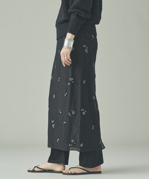 Curensology（カレンソロジー）の「Curensology(カレンソロジー)/フラワービーズスカート（スカート・レディース・オフホワイト/ブラック・FREE）」の13枚目の写真