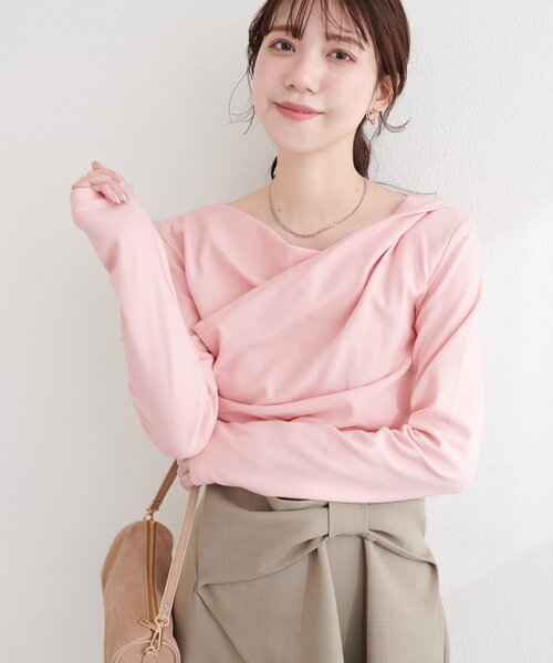 natural couture（ナチュラルクチュール）の「スムース天竺ドレーププルオーバー（ニット/セーター・レディース・オフホワイト/ブラック/ピンク・FREE）」の3枚目の写真