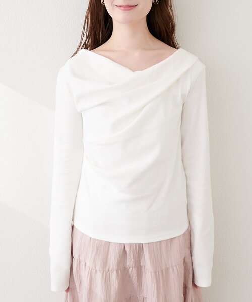 natural couture（ナチュラルクチュール）の「スムース天竺ドレーププルオーバー（ニット/セーター・レディース・オフホワイト/ブラック/ピンク・FREE）」の8枚目の写真