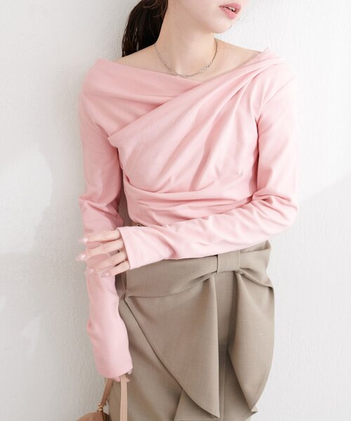 natural couture（ナチュラルクチュール）の「スムース天竺ドレーププルオーバー（ニット/セーター・レディース・オフホワイト/ブラック/ピンク・FREE）」の20枚目の写真