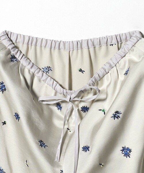 BEAUTY&YOUTH UNITED ARROWS(ビューティーアンドユースユナイテッドアローズ)の「フラワー エンブロイダリー ドローストリング パンツ ウォッシャブル(その他パンツ・レディース・ライトグレー/ブラック・M/S)」の19枚目の写真