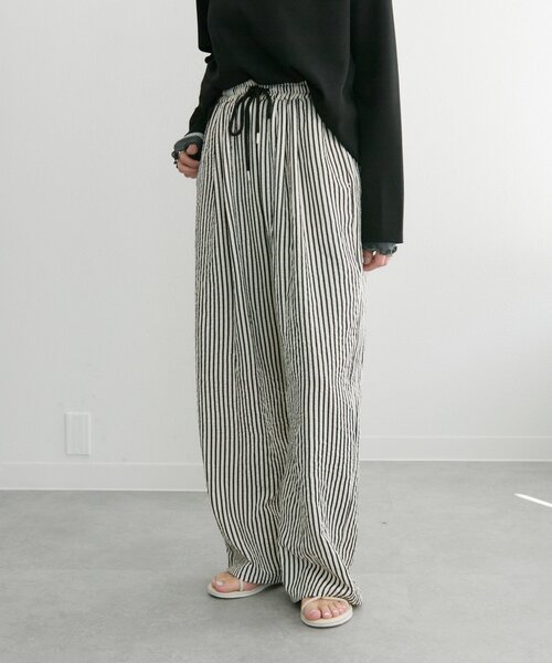 ear PAPILLONNER（イアパピヨネ）の「サマーイージーパンツ【SUM1 STYLE】（その他パンツ・レディース・ホワイト/ブラック/ベージュ・FREE）」の13枚目の写真