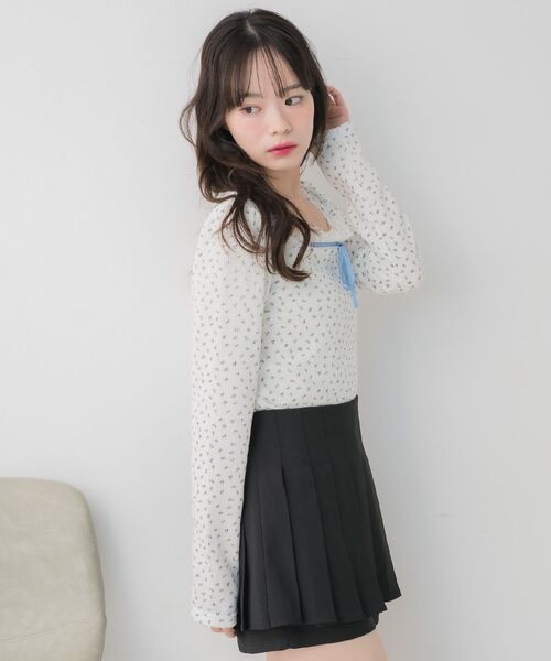ems excite(エムズエキサイト)の「小花柄ワッフルロンTEE(Tシャツ/カットソー・レディース・ダークグレー/オフホワイト/ピンク・FREE)」の22枚目の写真
