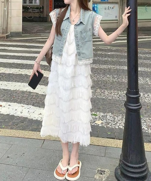 &soiree(アンドソワレ)の「レース切り替えデニムベスト(ベスト・レディース・ブルー・SMALL/X-LARGE/LARGE/MEDIUM)」の4枚目の写真