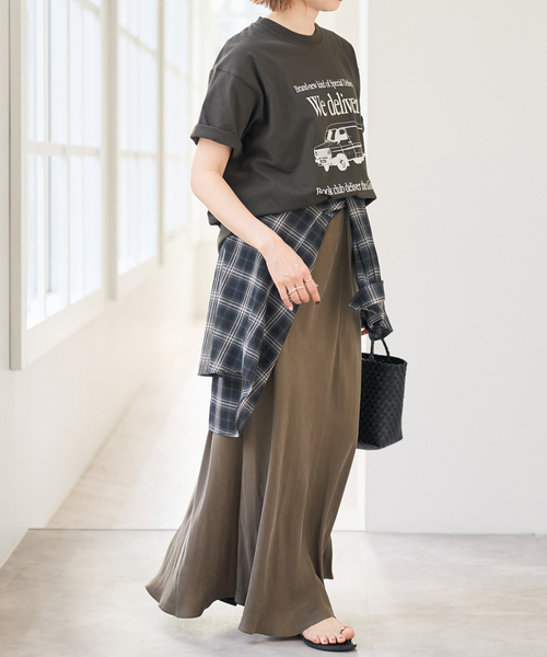 Spick & Span(スピックアンドスパン)の「《別注》BOOK CLUB/ブッククラブ We Deliver Tshirt(Tシャツ/カットソー・レディース・ブルー/ブラック系その他/イエロー・FREE)」の10枚目の写真