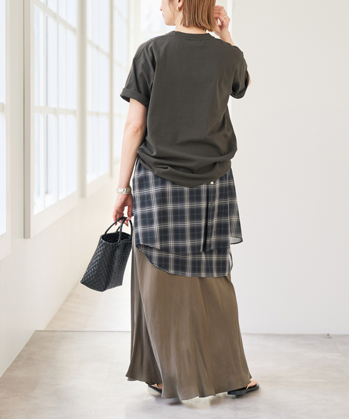 Spick & Span(スピックアンドスパン)の「《別注》BOOK CLUB/ブッククラブ We Deliver Tshirt(Tシャツ/カットソー・レディース・ブルー/ブラック系その他/イエロー・FREE)」の11枚目の写真
