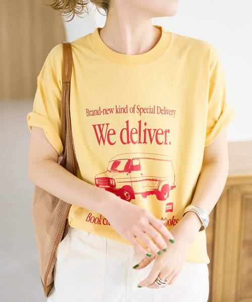 Spick & Span(スピックアンドスパン)の「《別注》BOOK CLUB/ブッククラブ We Deliver Tshirt(Tシャツ/カットソー・レディース・ブルー/ブラック系その他/イエロー・FREE)」の15枚目の写真