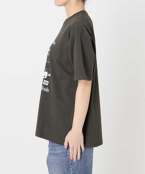Spick & Span(スピックアンドスパン)の「《別注》BOOK CLUB/ブッククラブ We Deliver Tshirt(Tシャツ/カットソー・レディース・ブルー/ブラック系その他/イエロー・FREE)」の21枚目の写真