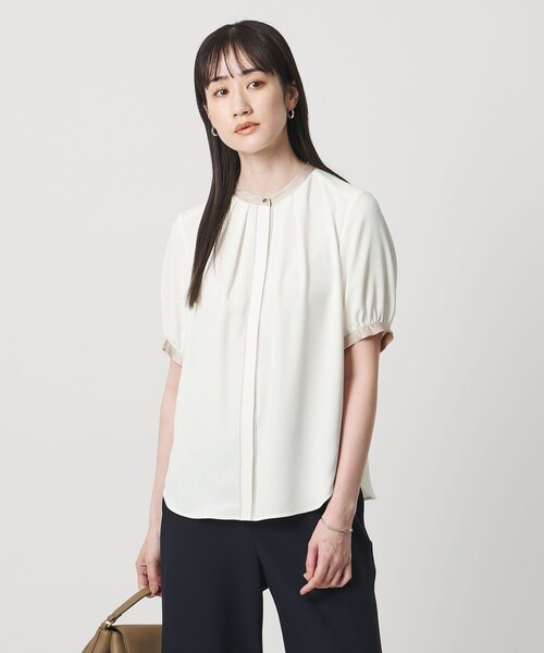 UNITED ARROWS(ユナイテッドアローズ)の「バイカラーパイピング ショートスリーブ ブラウス(シャツ/ブラウス・レディース・その他7/オフホワイト/ナチュラル/ダークグレー/ダークブラウン/その他1・FREE)」の9枚目の写真