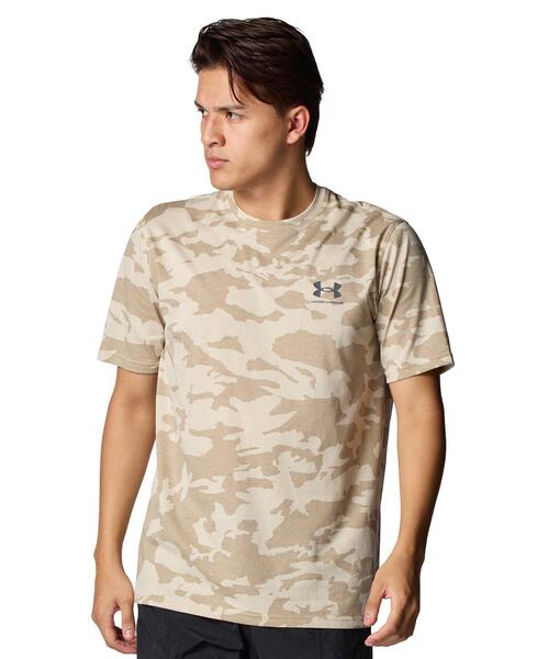 UNDER ARMOUR(アンダーアーマー)の「UAライブ プリント ショートスリーブ Tシャツ(ライフスタイル/メンズ)(Tシャツ/カットソー・メンズ・ブラウン系・2XL/L/M/XL/S/3XL)」の1枚目の写真