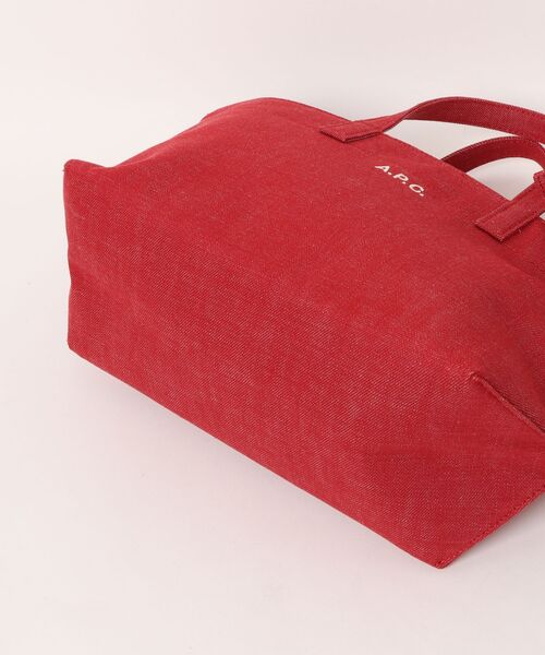 A.P.C.（アーペーセー）の「LE DRUMMER TOILE SMALL（ハンドバッグ・レディース・レッド・ONESIZE）」の3枚目の写真
