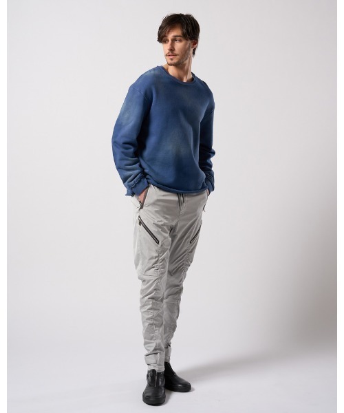 wjk(ダヴルジェイケイ)の「fade cut-off sweatshirt(スウェット・メンズ・ブラック/ネイビー/ベージュ・X-LARGE/LARGE/MEDIUM/SMALL)」の12枚目の写真
