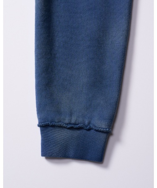 wjk(ダヴルジェイケイ)の「fade cut-off sweatshirt(スウェット・メンズ・ブラック/ネイビー/ベージュ・X-LARGE/LARGE/MEDIUM/SMALL)」の17枚目の写真