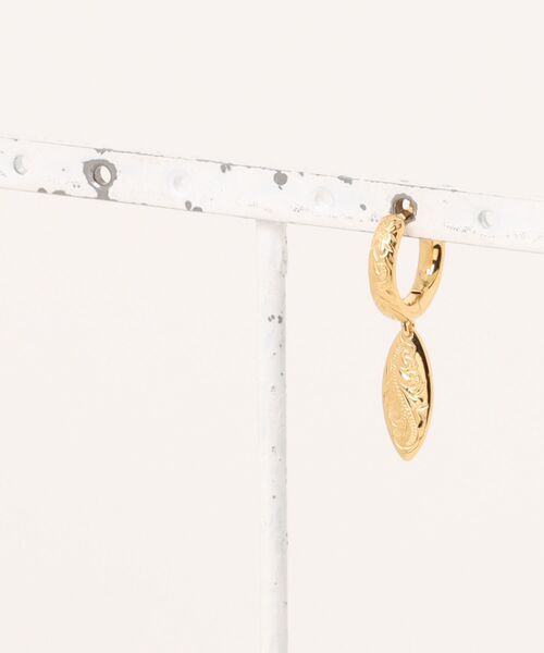 IRIEBEACH(アイリービーチ)の「Surfboard hoop pierce/【ハワイアンジュエリー】【サージカルステンレス】【金属アレルギー対応】【IRIEBEACH / アイリービーチ】つけっぱなしOK(ピアス(片耳用)・レディース・シルバー/ピンク/ゴールド・FREE)」の8枚目の写真