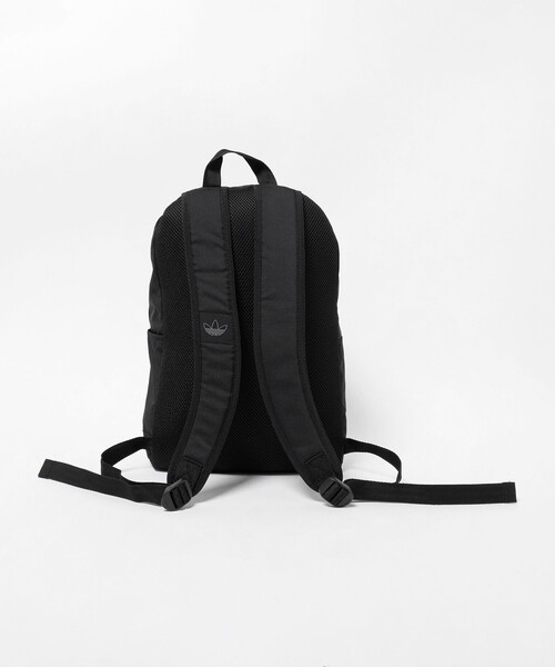 adidas Originals（アディダスオリジナルス）の「【WEB限定】＜adidas Originals＞ アディカラー バックパック （20.04L）/ キッズ（バックパック/リュック・キッズ・ブラック・FREE）」の3枚目の写真
