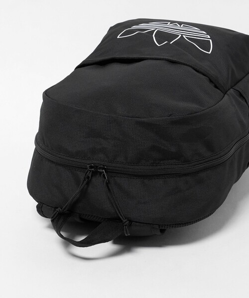 adidas Originals（アディダスオリジナルス）の「【WEB限定】＜adidas Originals＞ アディカラー バックパック （20.04L）/ キッズ（バックパック/リュック・キッズ・ブラック・FREE）」の5枚目の写真
