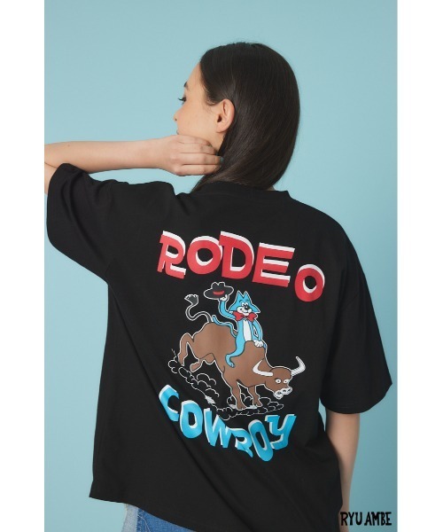 RODEO CROWNS WIDE BOWL(ロデオクラウンズワイドボウル)の「(ryu ambe)MOTIF刺繍Tシャツ(Tシャツ/カットソー・レディース・オフホワイト/ブルー/ブラック/カーキ・MEDIUM/LARGE)」の8枚目の写真