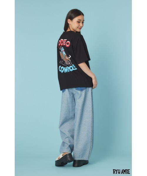 RODEO CROWNS WIDE BOWL(ロデオクラウンズワイドボウル)の「(ryu ambe)MOTIF刺繍Tシャツ(Tシャツ/カットソー・レディース・オフホワイト/ブルー/ブラック/カーキ・MEDIUM/LARGE)」の10枚目の写真