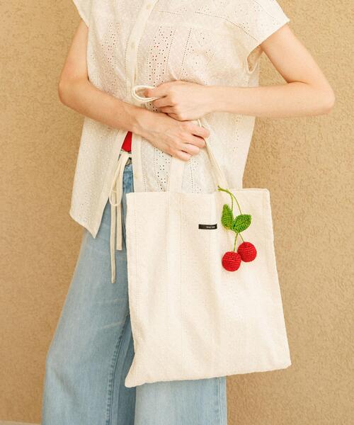 URBAN RESEARCH Sonny Label(アーバンリサーチサニーレーベル)の「コットンレーストートバッグ(トートバッグ・レディース・アイボリー/ブラック/ブルー・FREE)」の5枚目の写真