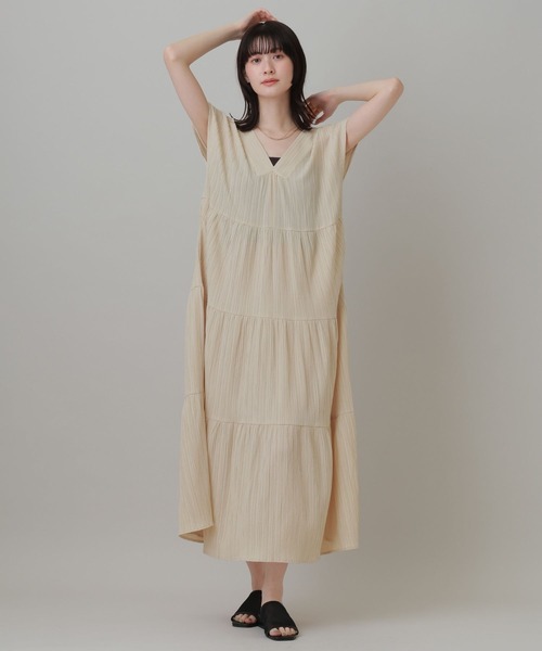 LAKOLE(ラコレ)の「楊柳ティアードフレンチスリーブワンピース / 658401(ワンピース・レディース・オレンジ/その他1/ライトベージュ/ブラック・FREE)」の2枚目の写真