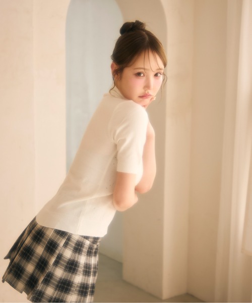 miune（ミューヌ）の「ラインストーンロゴTee（Tシャツ/カットソー・レディース・アイボリー/ブラック・FREE）」の7枚目の写真