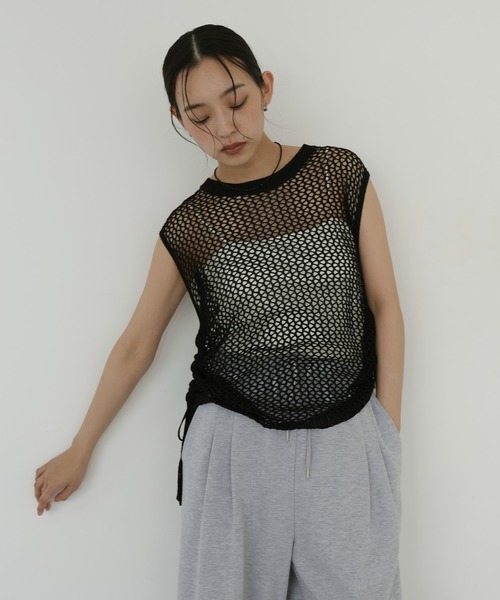  hellam（へラム）の「シャーリングメッシュタンク（ニット/セーター・レディース・ブラウン/ブラック/グレー/アイボリー・FREE）」の13枚目の写真