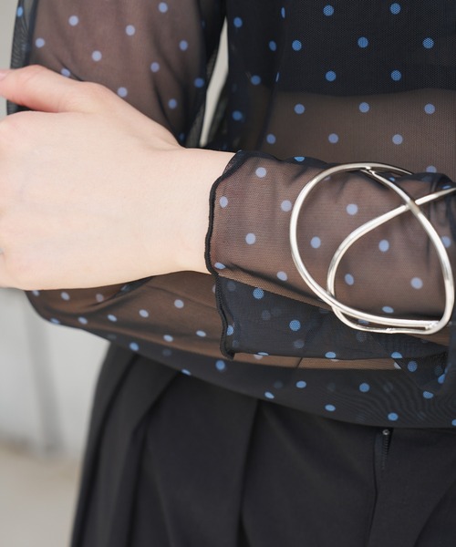 SOEMIN(ソミン)の「Deformed bangle/デフォルムドバングル(バングル/リストバンド・レディース・シルバー/ブラック・FREE)」の14枚目の写真