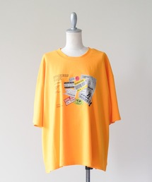 DOLLUPOOPS（ドールアップウップス）の「Sticker Graphic Oversized T-shirt(ステッカーグラフィックオーバーTシャツ)（Tシャツ/カットソー）」